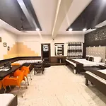 Eminence Palm Residency - 1 Km From City Center