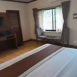 Hotel Lake Palace Mount Abu