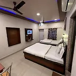 Hotel Golden Veena- Mount Abu- 1 Km From Nakki Lake
