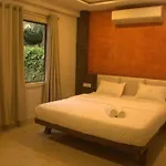 Lake Villa