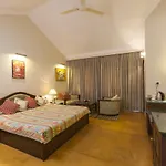 Hotel Hilltone