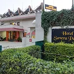Hotel Savera Palace