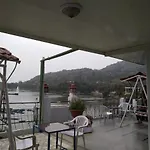 Hotel Lake View