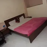 Shri Shanti Villa