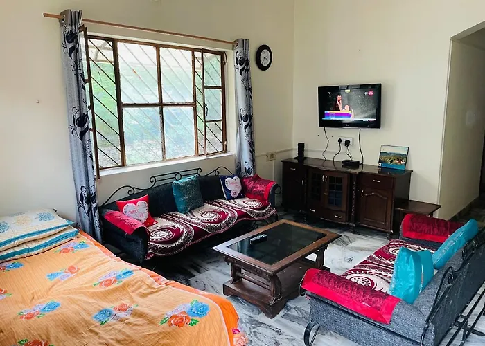 Naivedyam Villa 05 Bhk With Garden Balcony