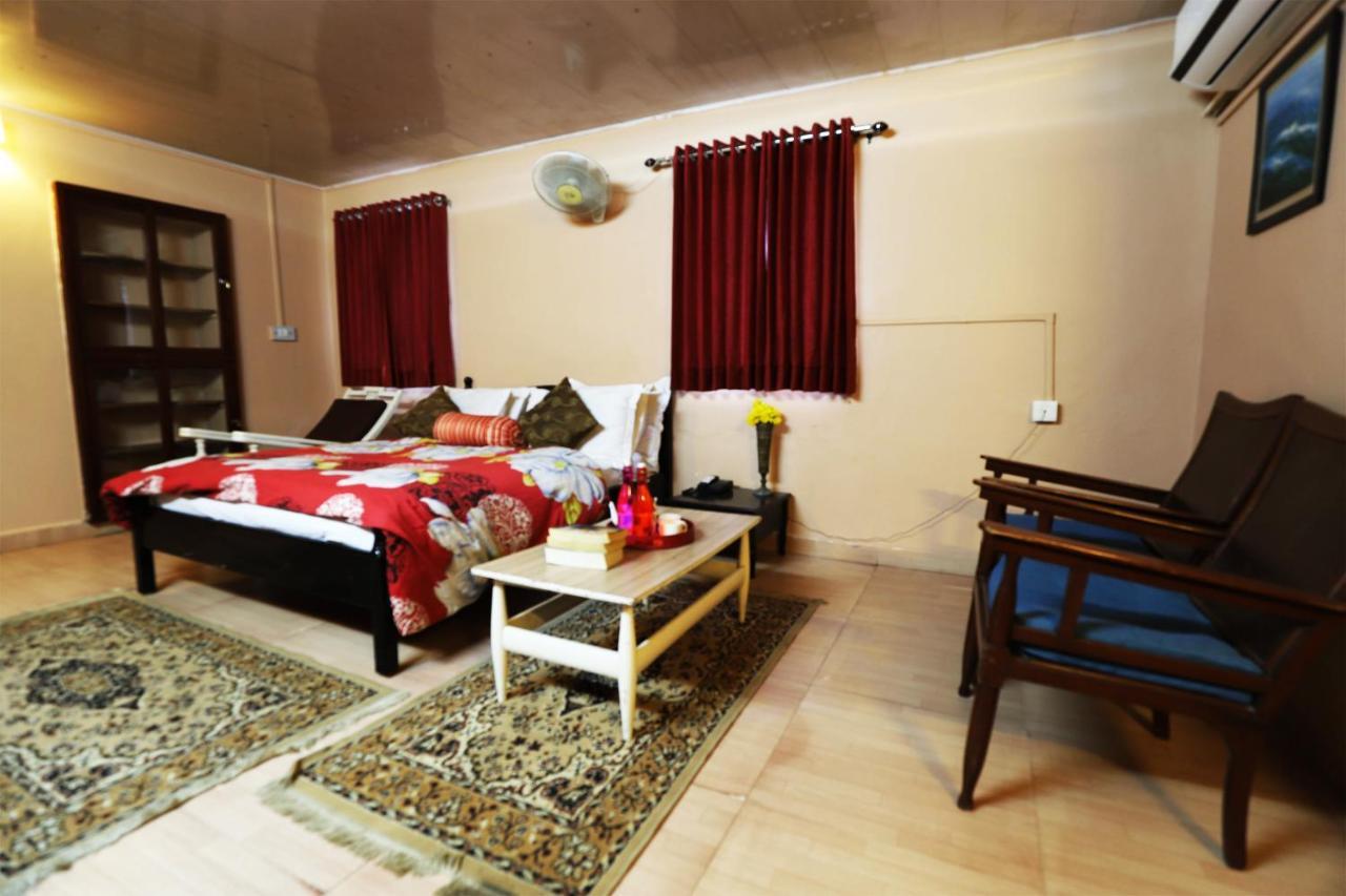 Krishna Niwas - A Heritage House Since 1924 3*
