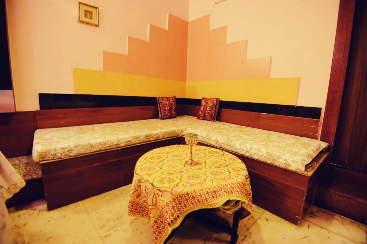 Eminence Palm Residency - 1 Km From Center Hotel 3*