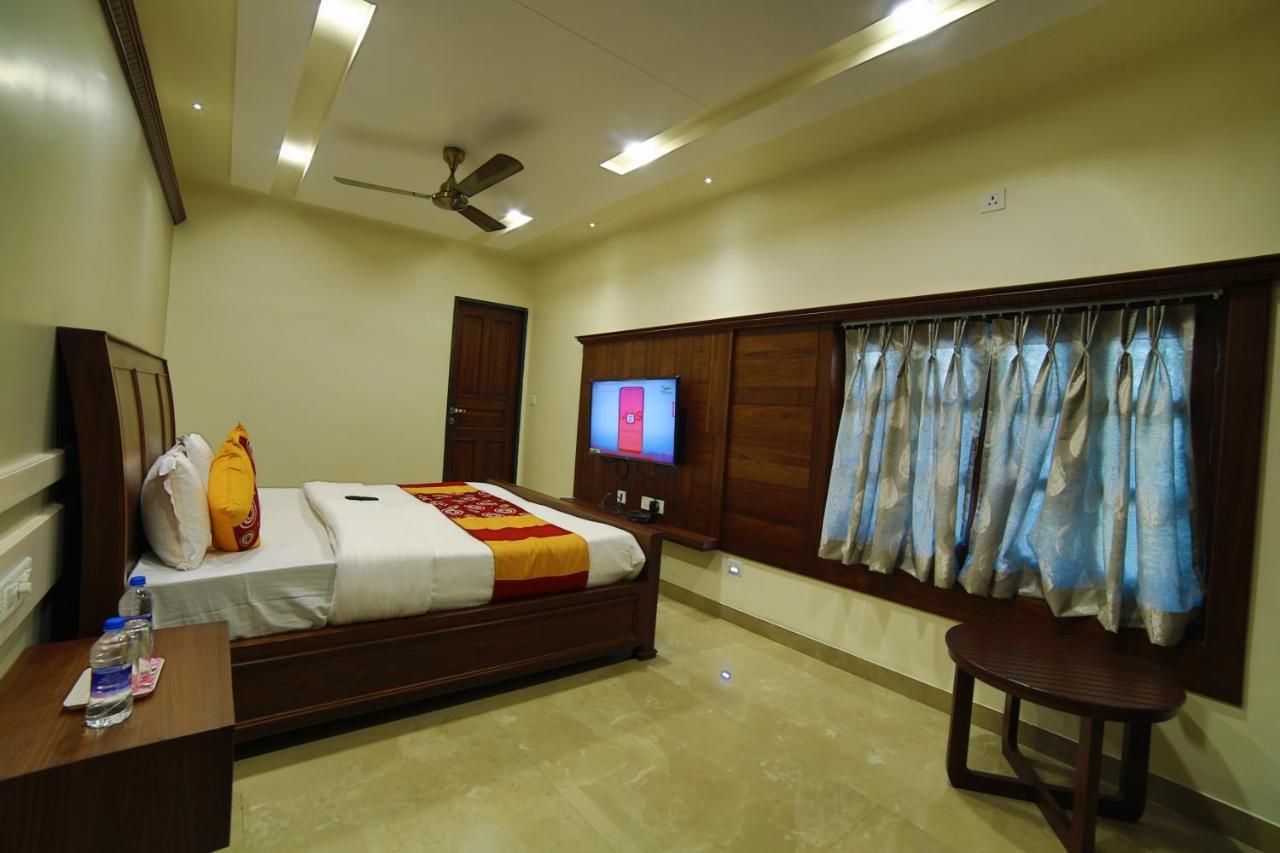 Mid Town Inn 3*