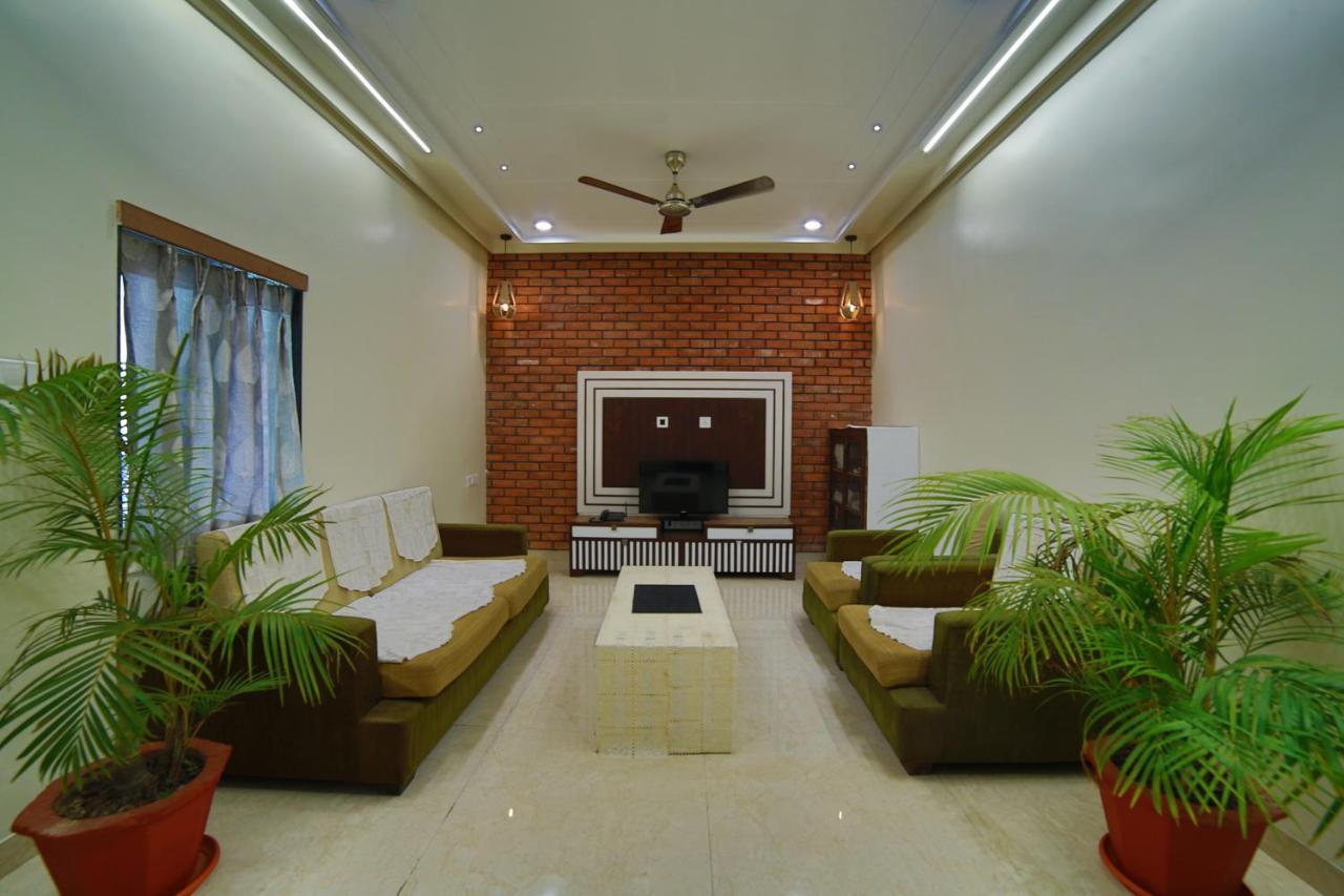 Mid Town Inn 3* Mount Abu