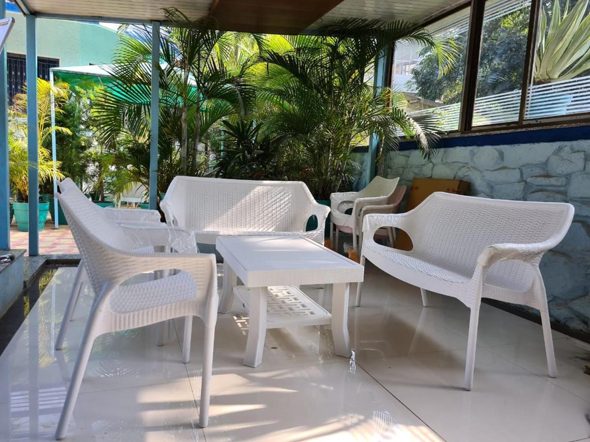 Hotel Ambika Palace Hotel