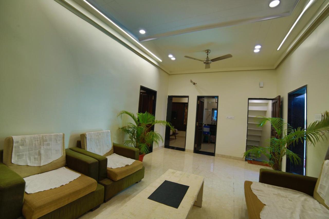 Mid Town Inn Mount Abu