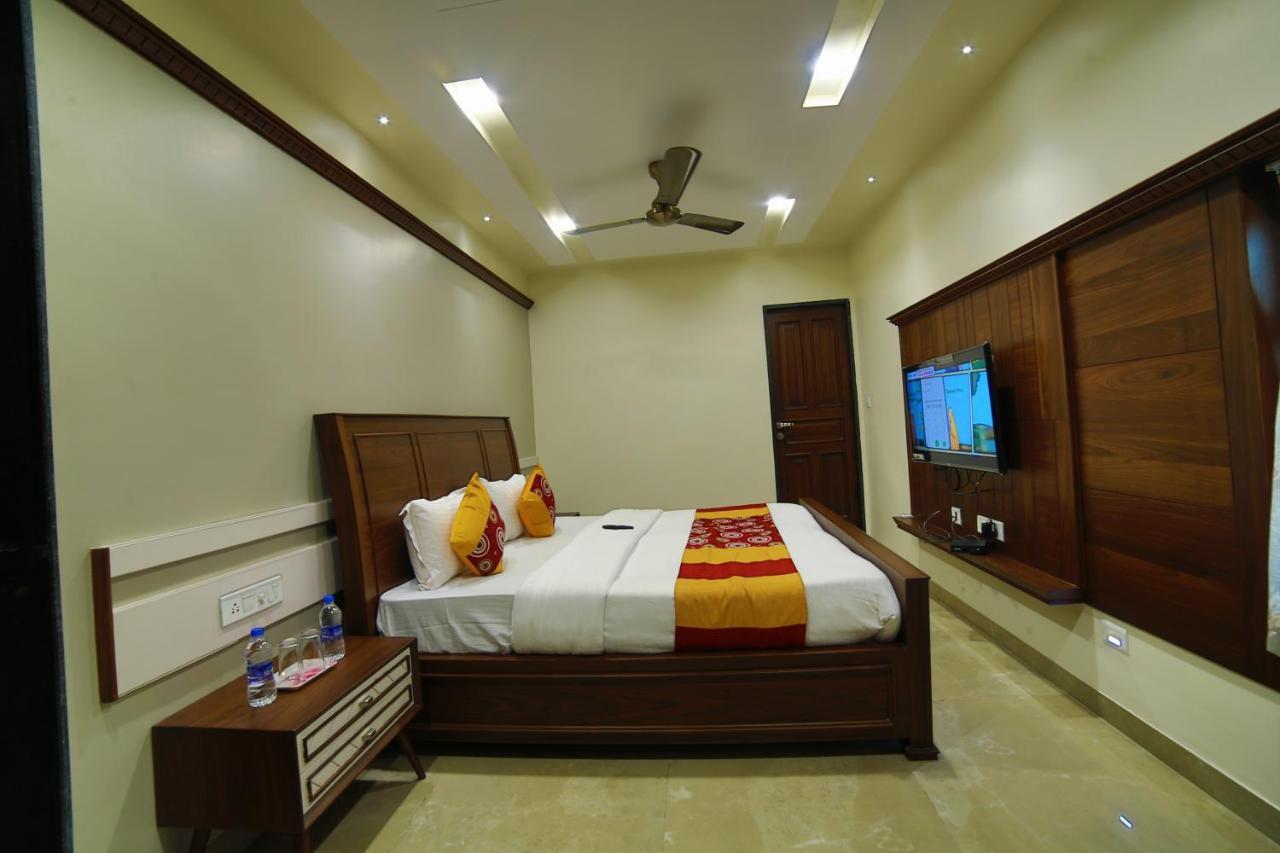 Hotel Mid Town Inn Mount Abu