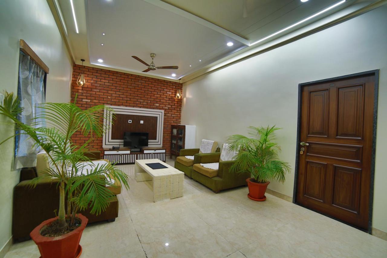 Hotel Mid Town Inn 3*