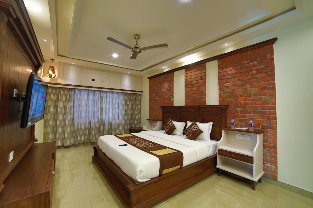 Hotel Mid Town Inn 3*