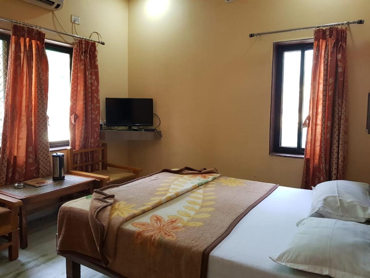Hotel Ambika Palace Hotel Mount Abu