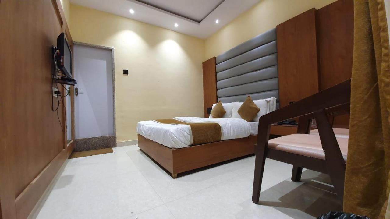 Hotel Golden Veena- Mount Abu- 1 Km From Nakki Mount Abu