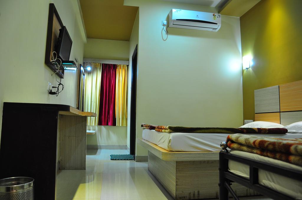 Hotel Oasis 2*