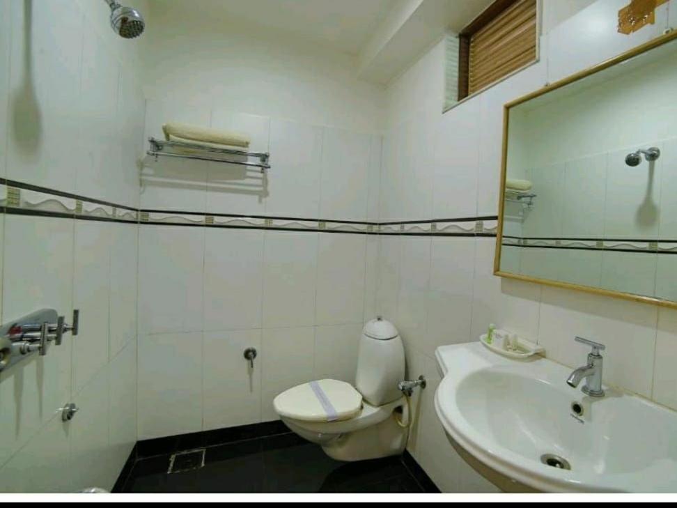 Hotel Starvilla Mount Abu 5*