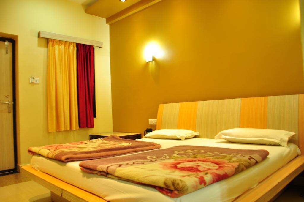 Oasis Hotel Mount Abu