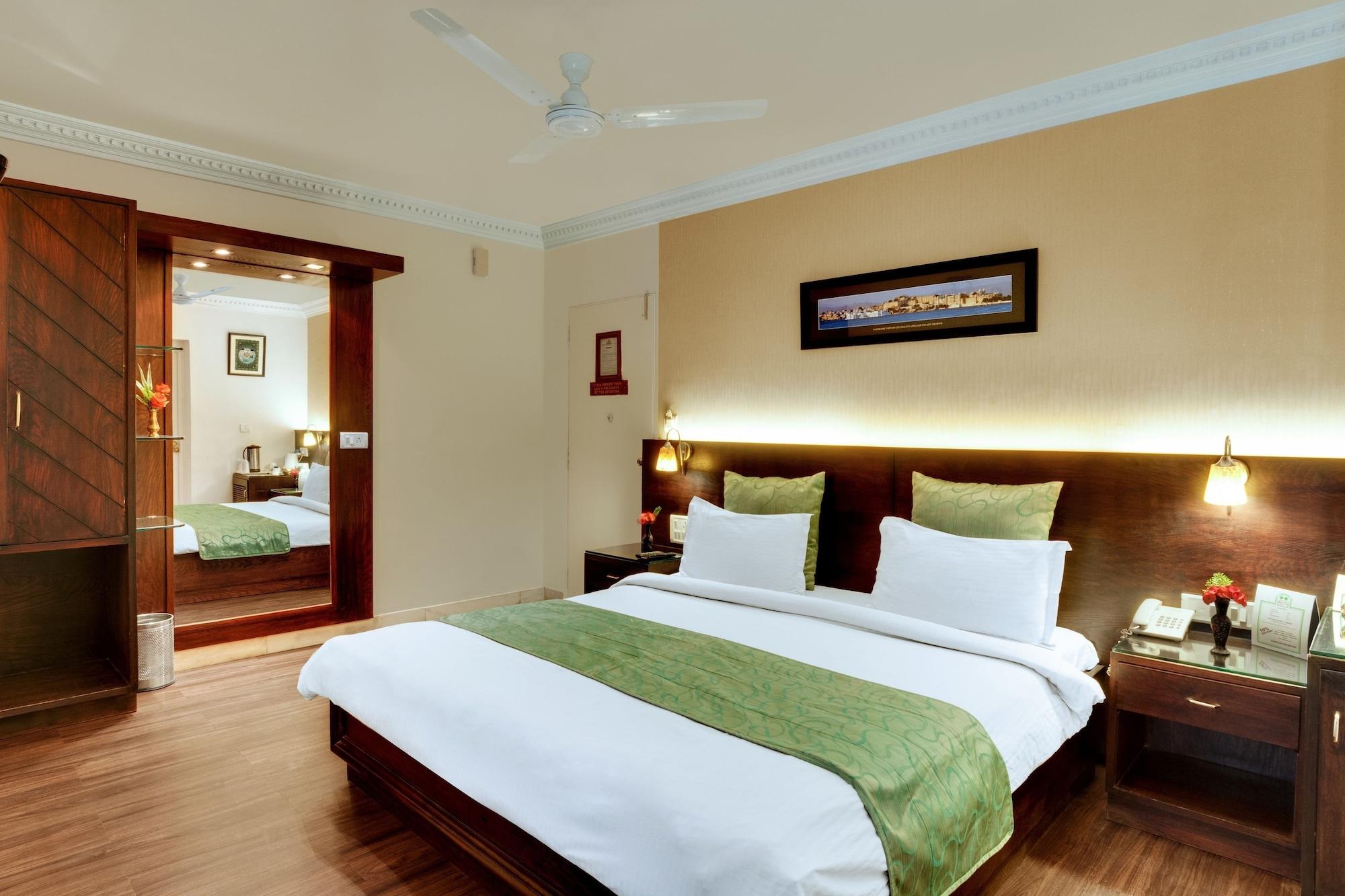 Chacha Hotel