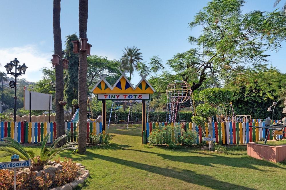 Chacha Hotel