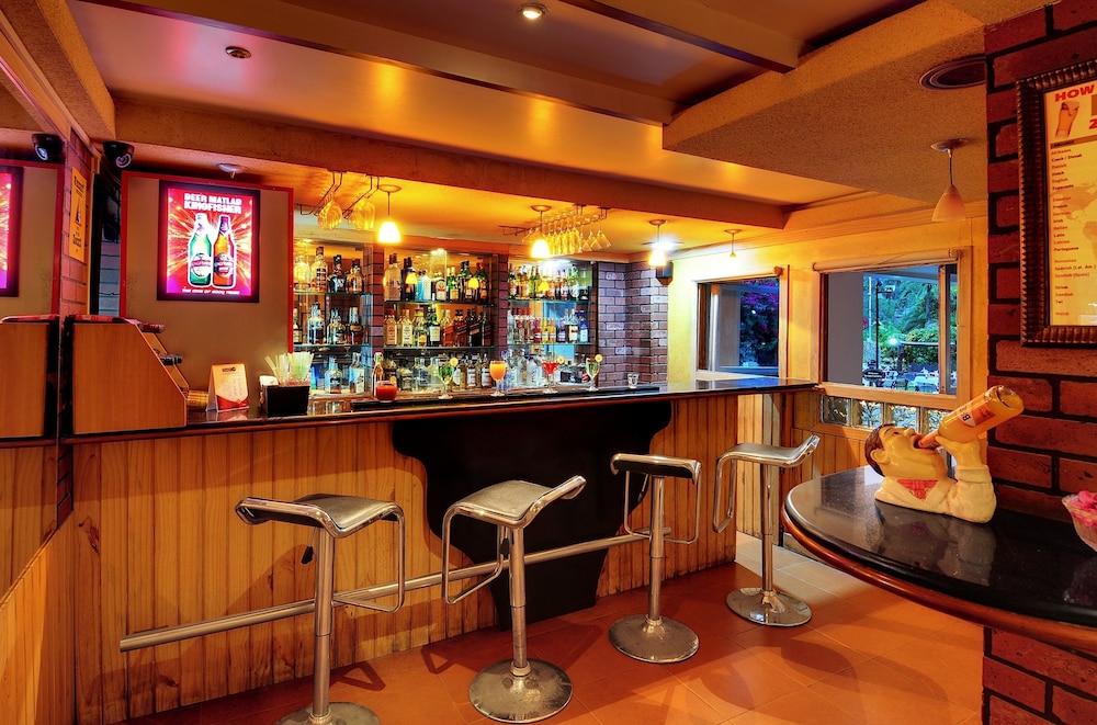 Chacha Hotel 4*