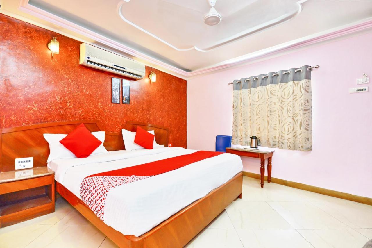 Hotel Oyo 13552 Aradhana Mount Abu