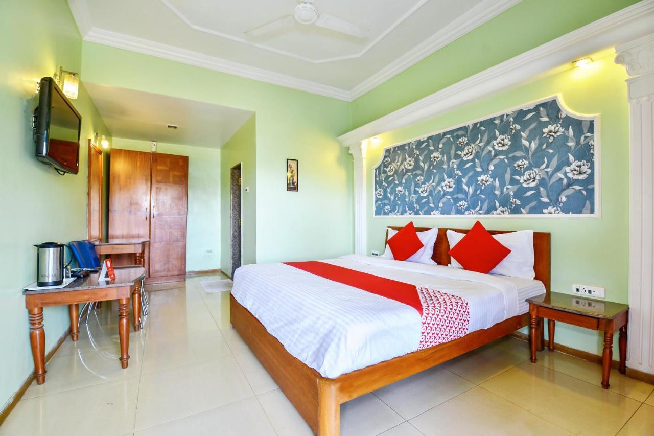 Oyo 13552 Aradhana 3* Mount Abu
