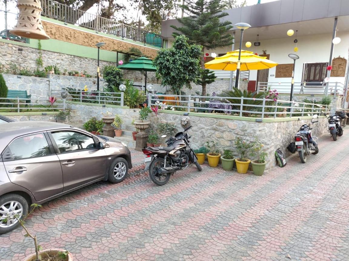 Resort Hari Niwas - A Boutique Garden Mount Abu