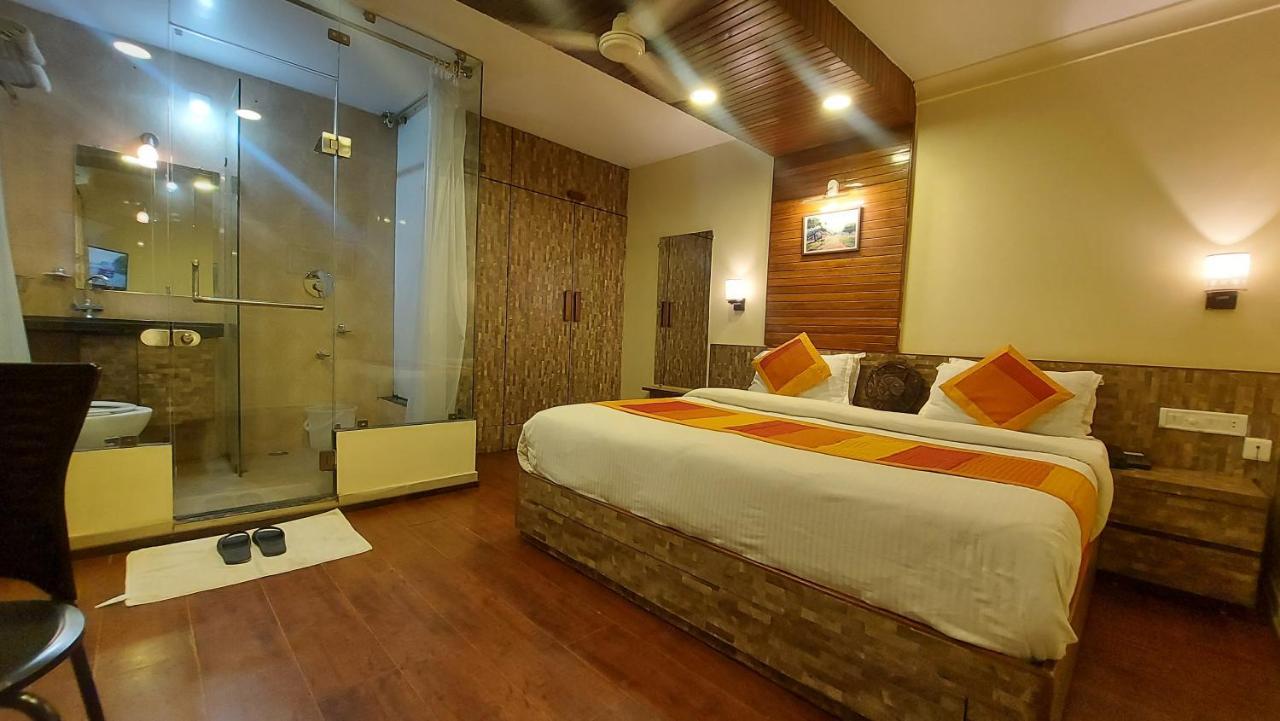 Shaleen Elegance Nakki 400 Meters