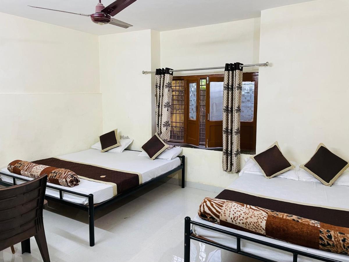 Holiday home Naivedyam 05 Bhk With Garden Balcony