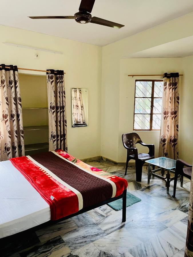 Holiday home Naivedyam 05 Bhk With Garden Balcony