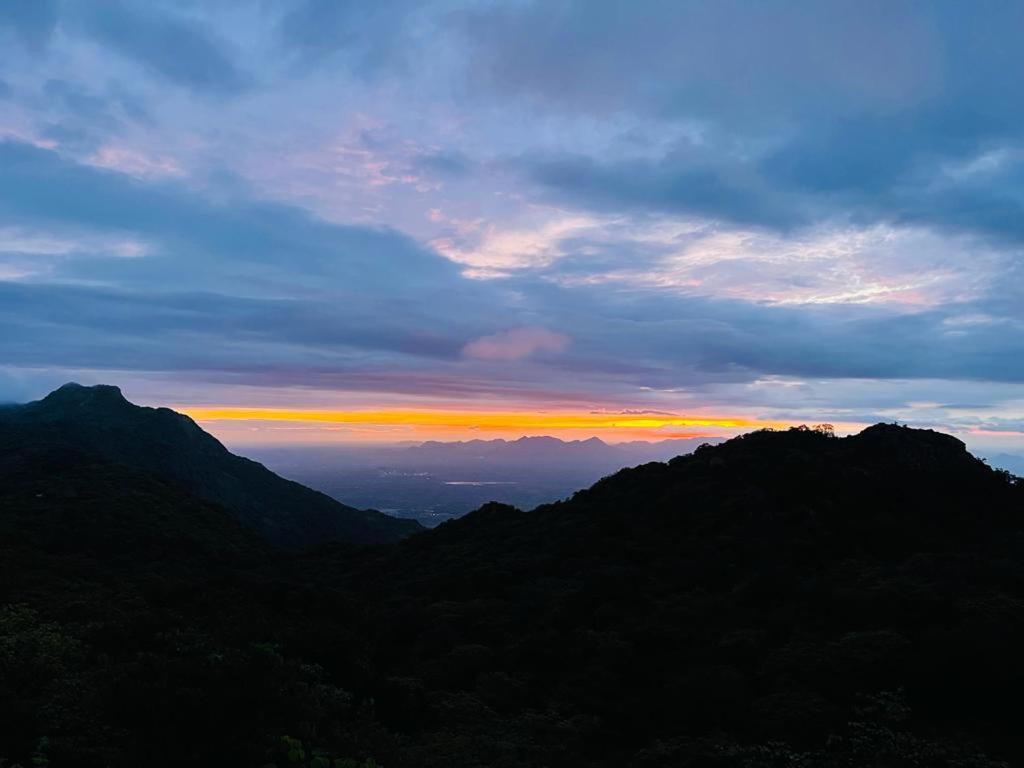 Golden Veena- Mount Abu- 1 Km From Nakki 3* Mount Abu