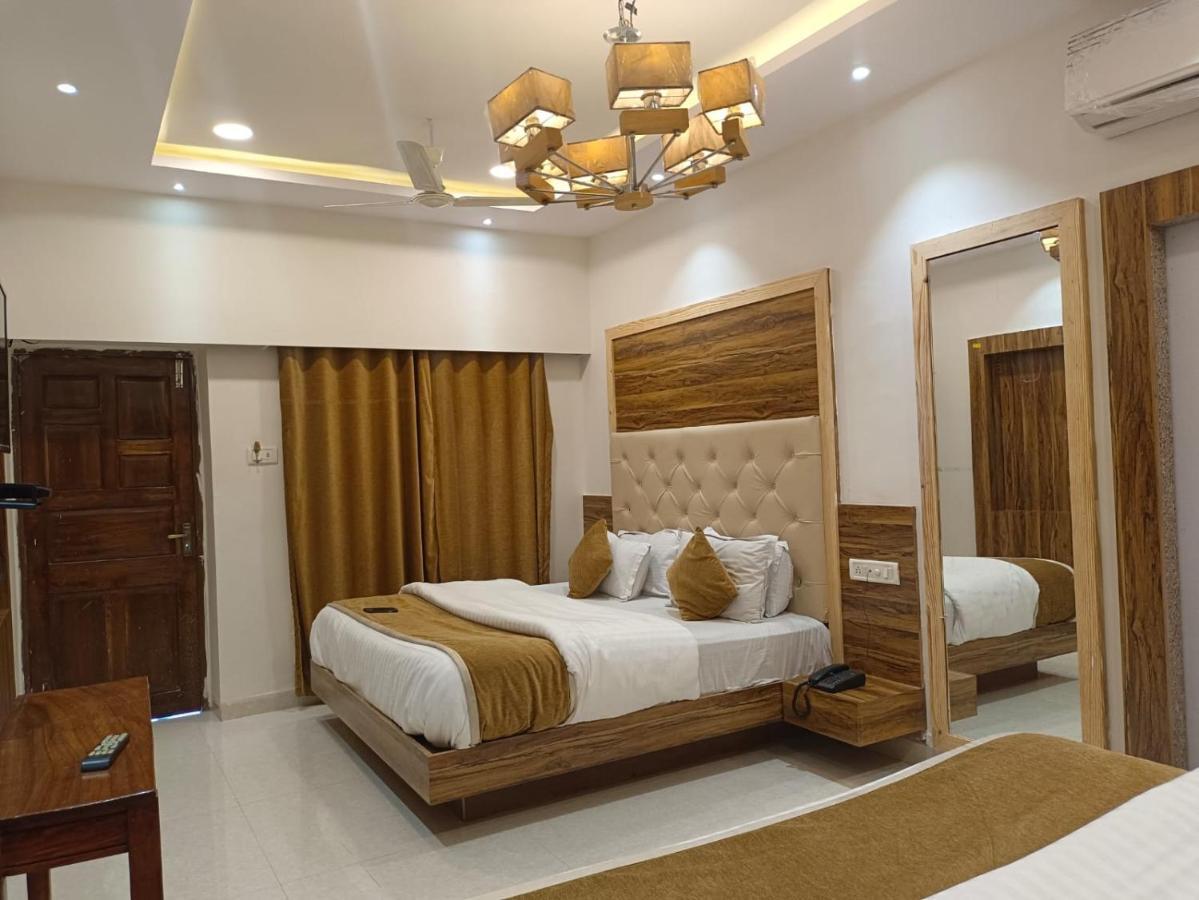 Golden Veena- Mount Abu- 1 Km From Nakki