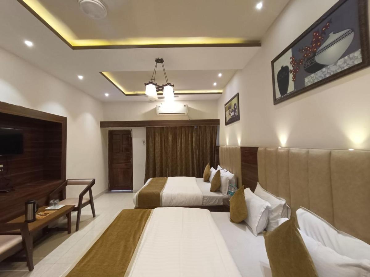 Hotel Golden Veena- Mount Abu- 1 Km From Nakki