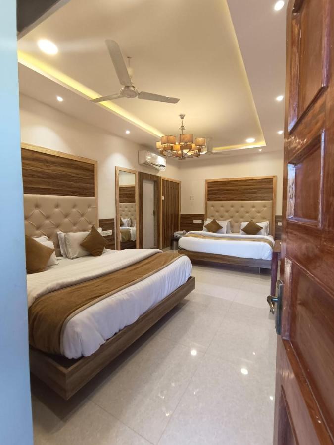 Golden Veena- Mount Abu- 1 Km From Nakki Hotel