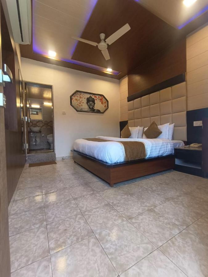 Golden Veena- Mount Abu- 1 Km From Nakki Hotel Mount Abu