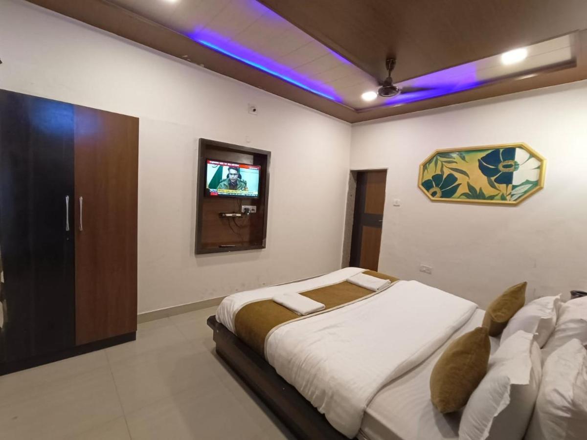 Golden Veena- Mount Abu- 1 Km From Nakki Hotel