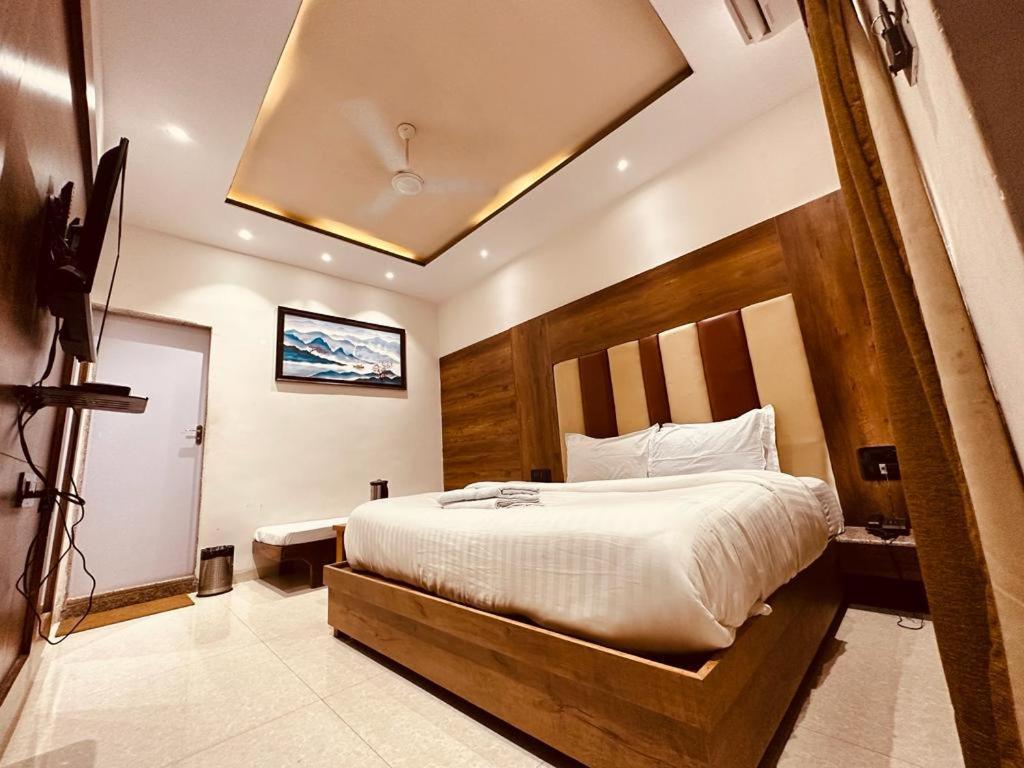 Hotel Golden Veena- Mount Abu- 1 Km From Nakki 3*