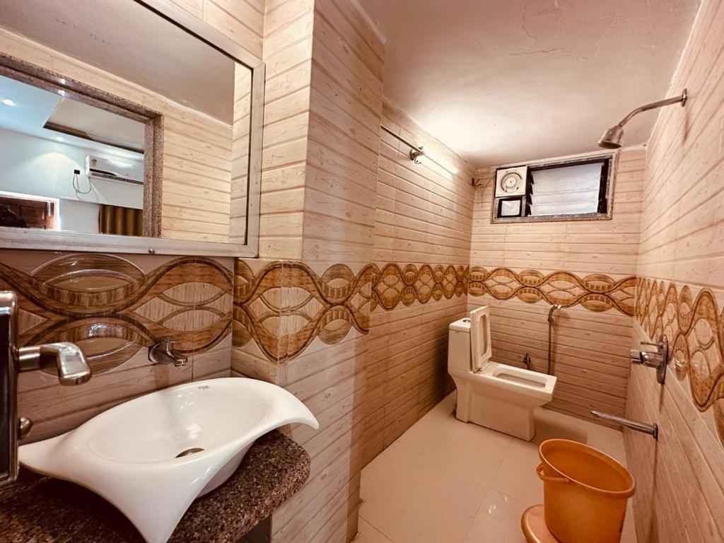 Hotel Golden Veena- Mount Abu- 1 Km From Nakki 3*