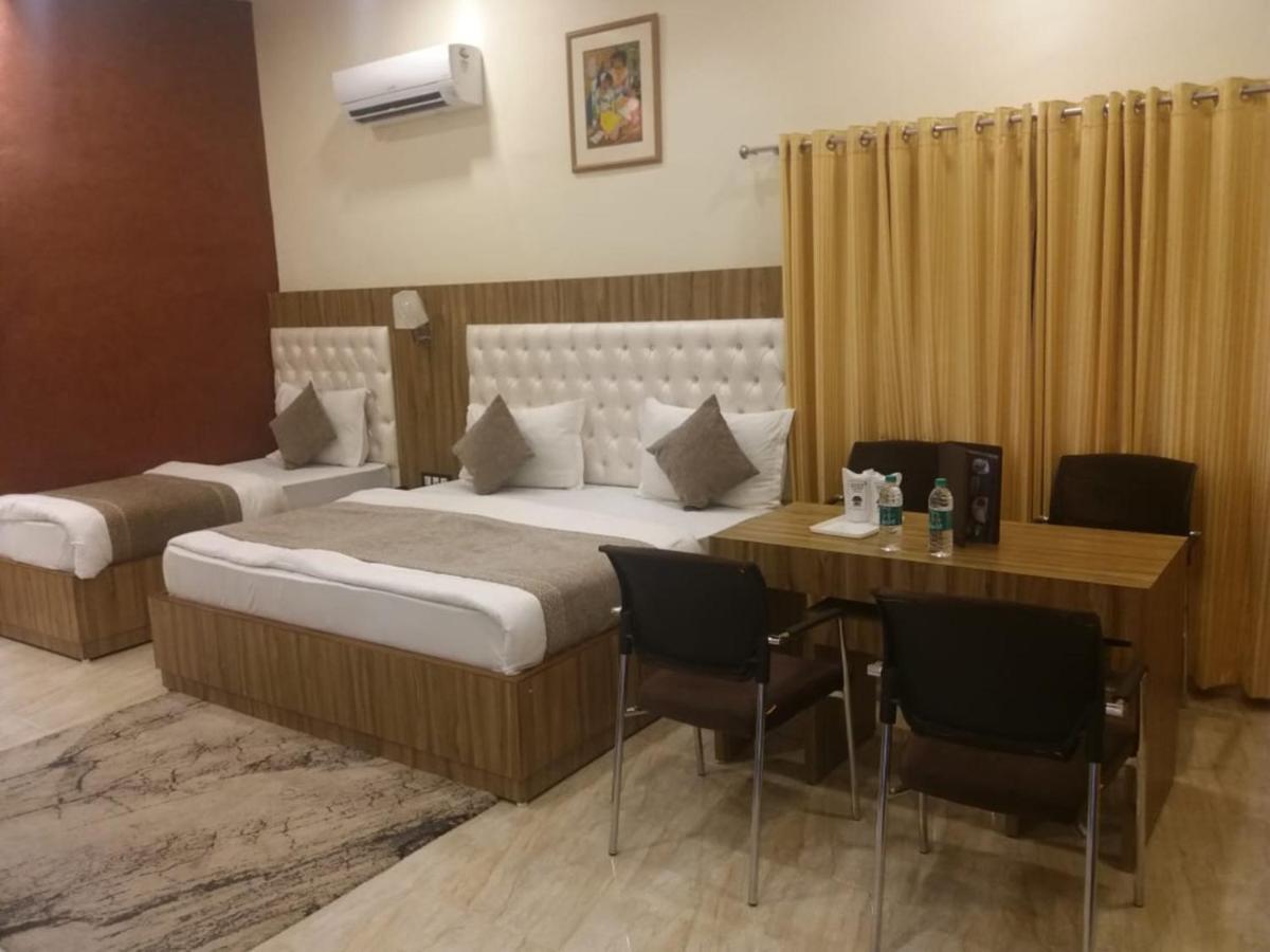 Resort Hari Niwas - A Boutique Garden