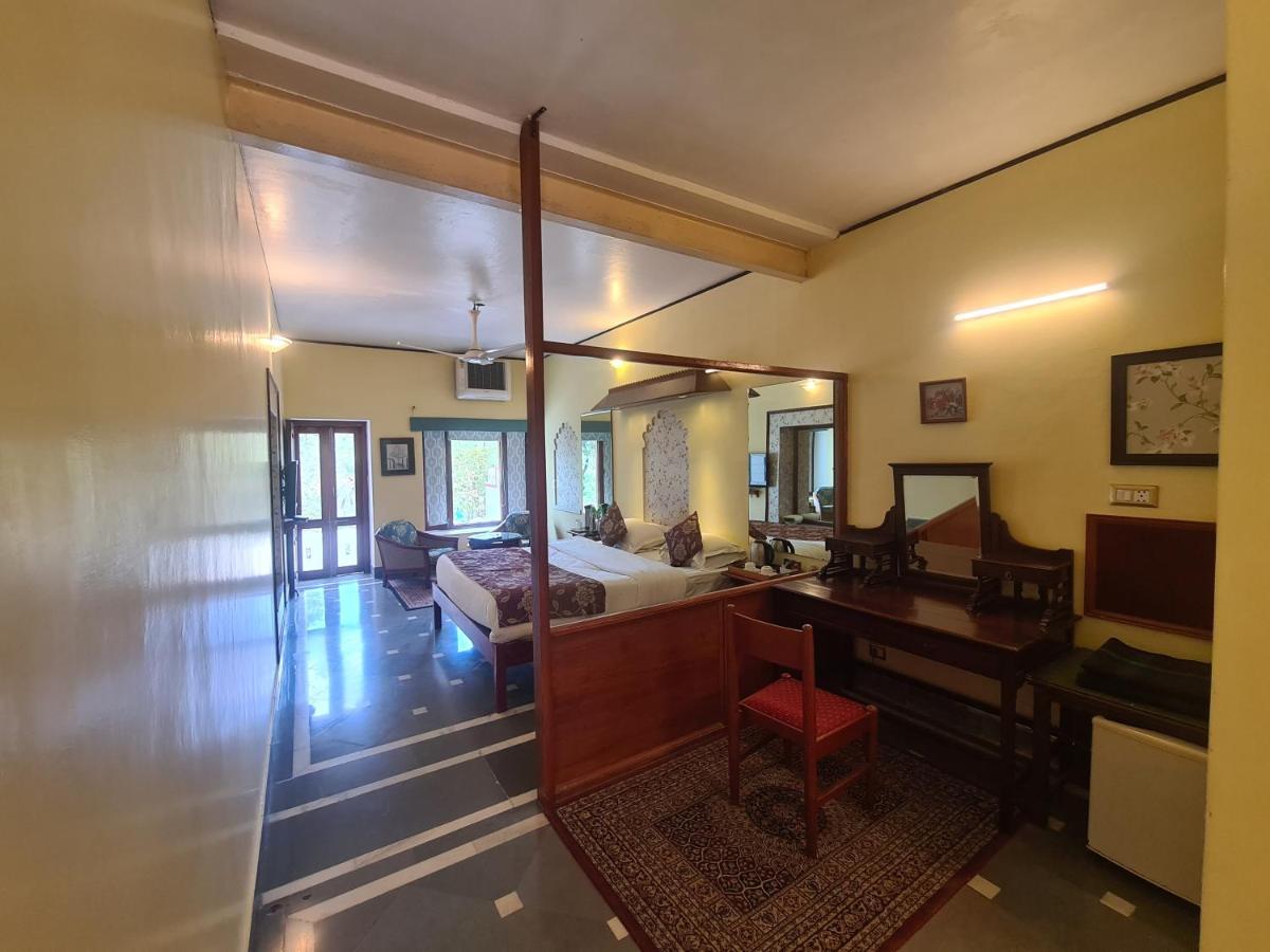 Hotel Kesar Bhawan Palace Mount Abu