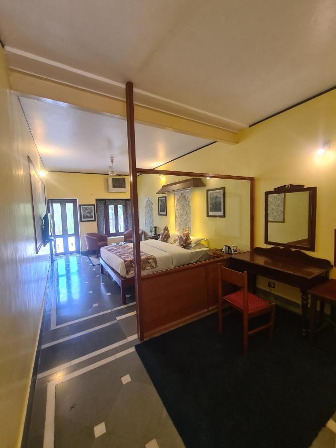 Hotel Kesar Bhawan Palace Mount Abu