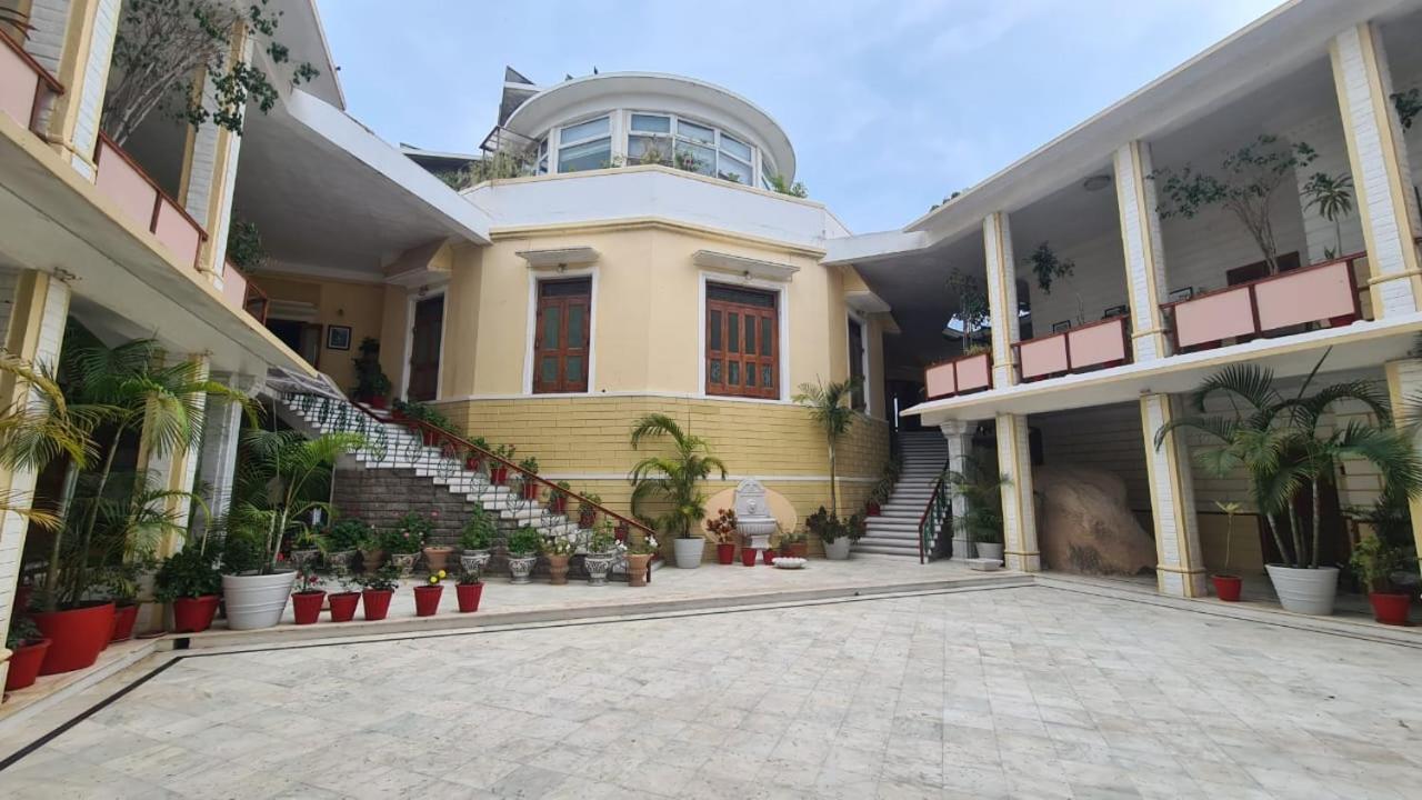 Kesar Bhawan Palace Hotel Mount Abu