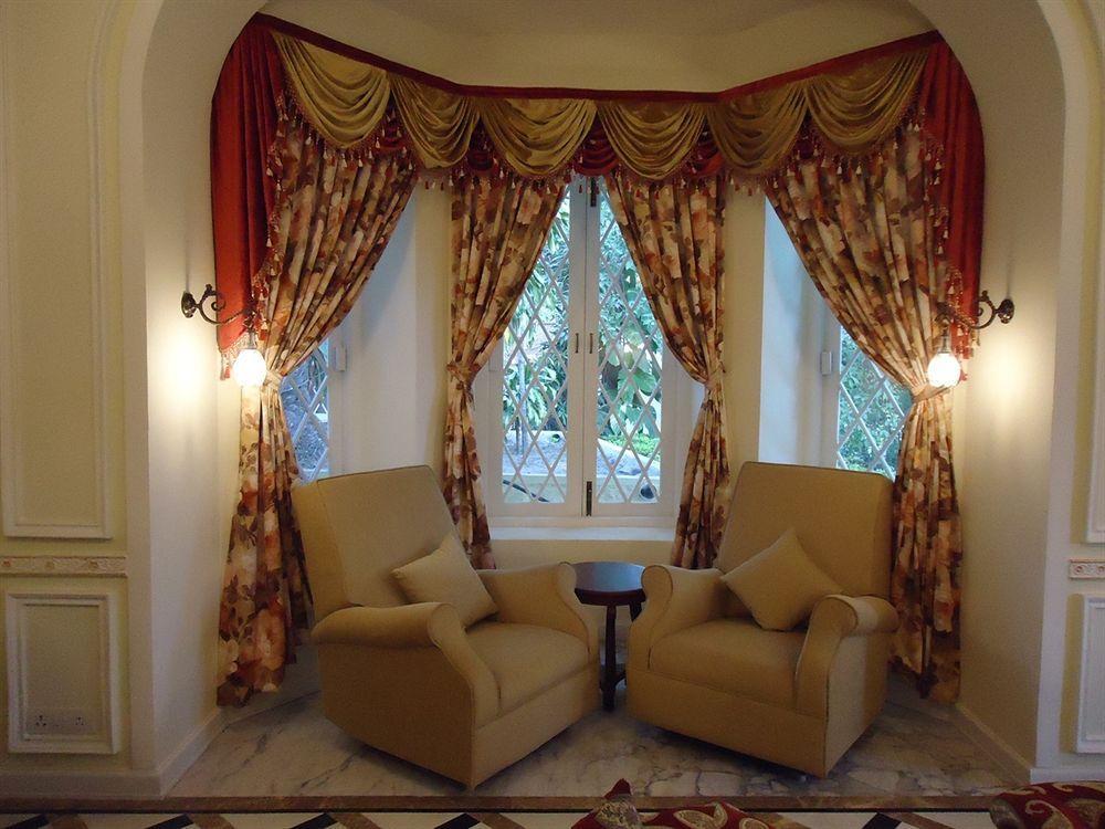 Hotel Cama Rajputana Club
