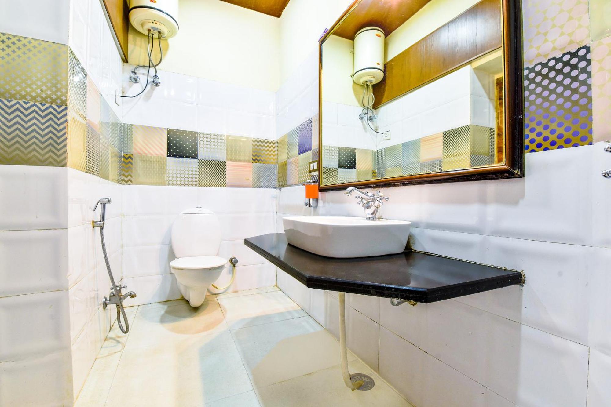 Hotel Castlle Rock, 3*
