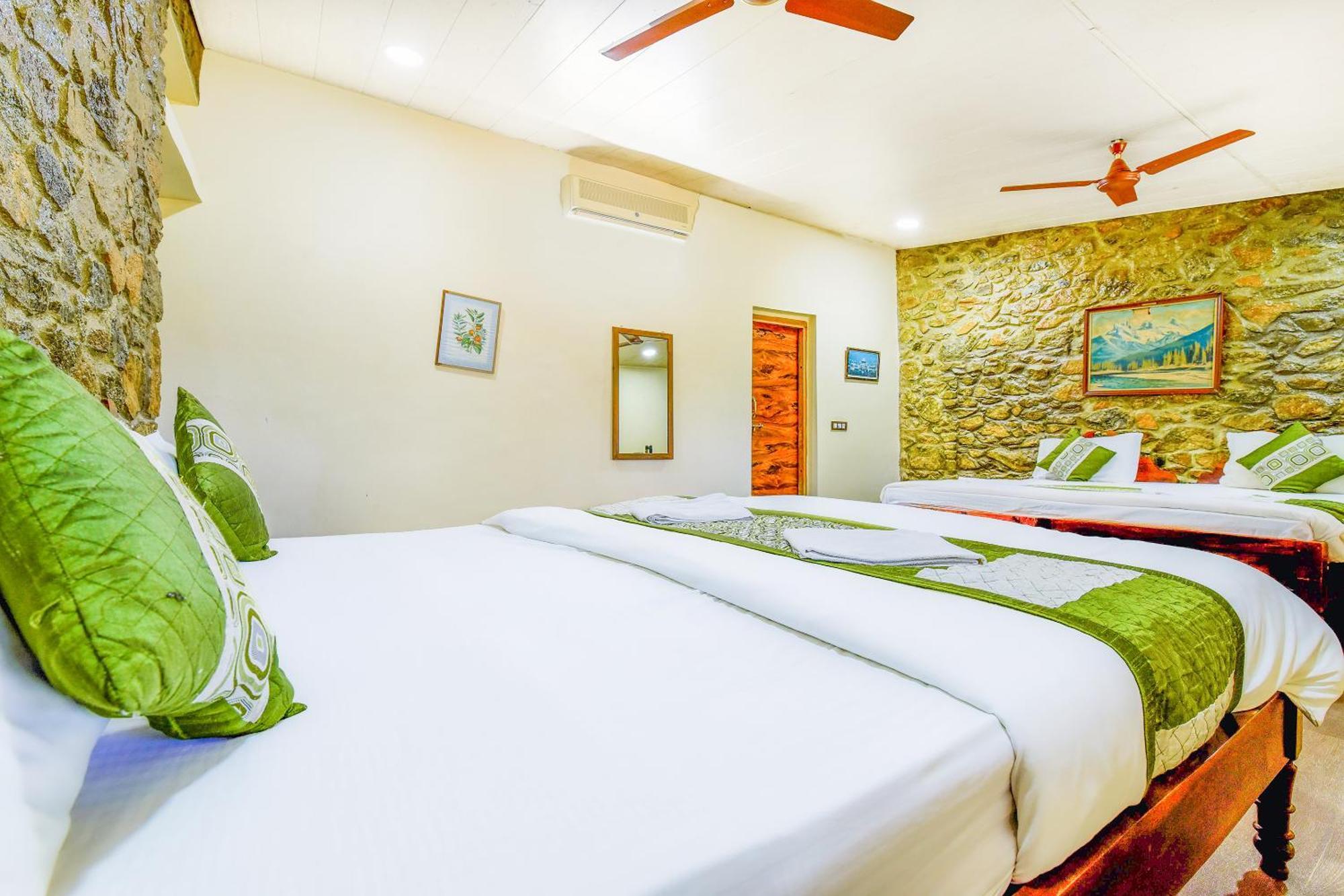 Hotel Castlle Rock,