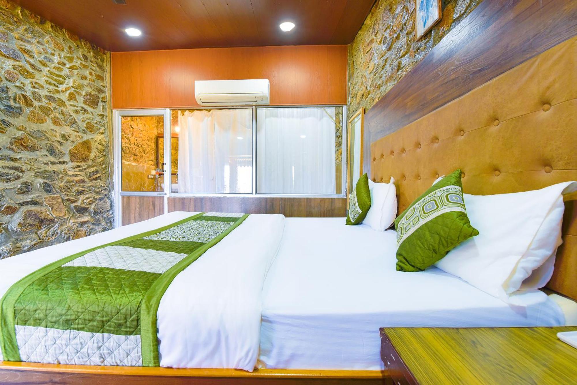 Hotel Castlle Rock,
