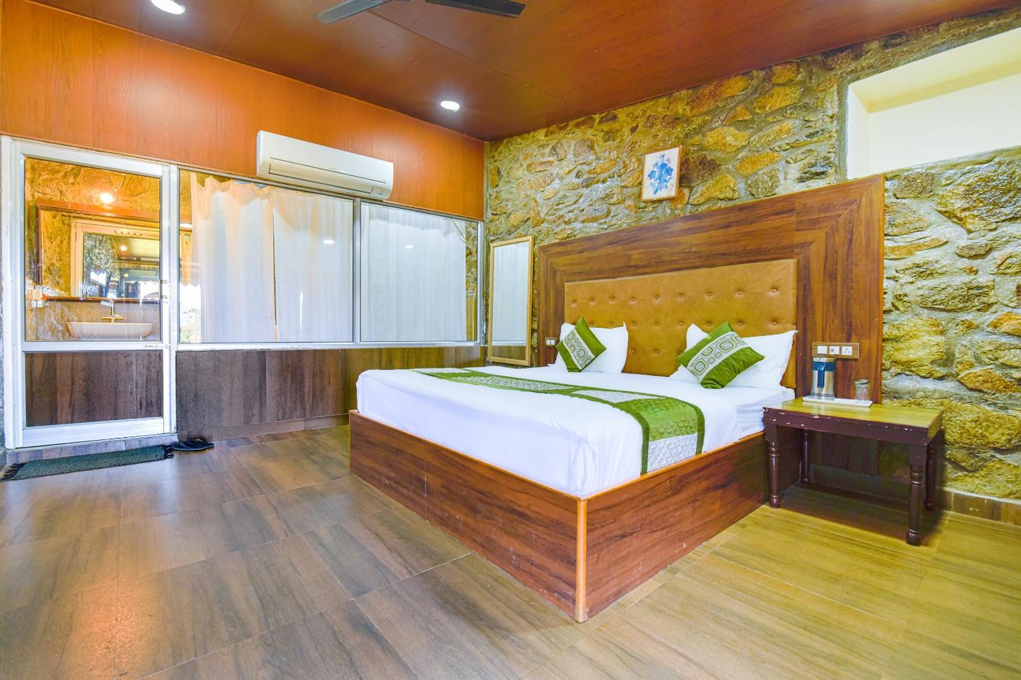 Hotel Castlle Rock,