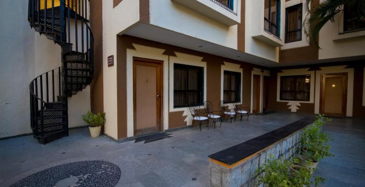 Hotel Hilltone